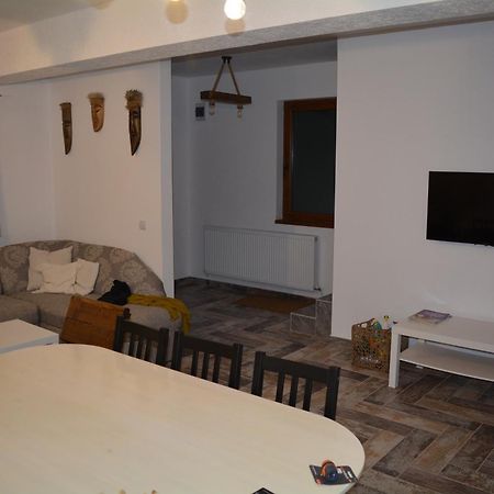 Cabana Din Padure Finis Exterior photo